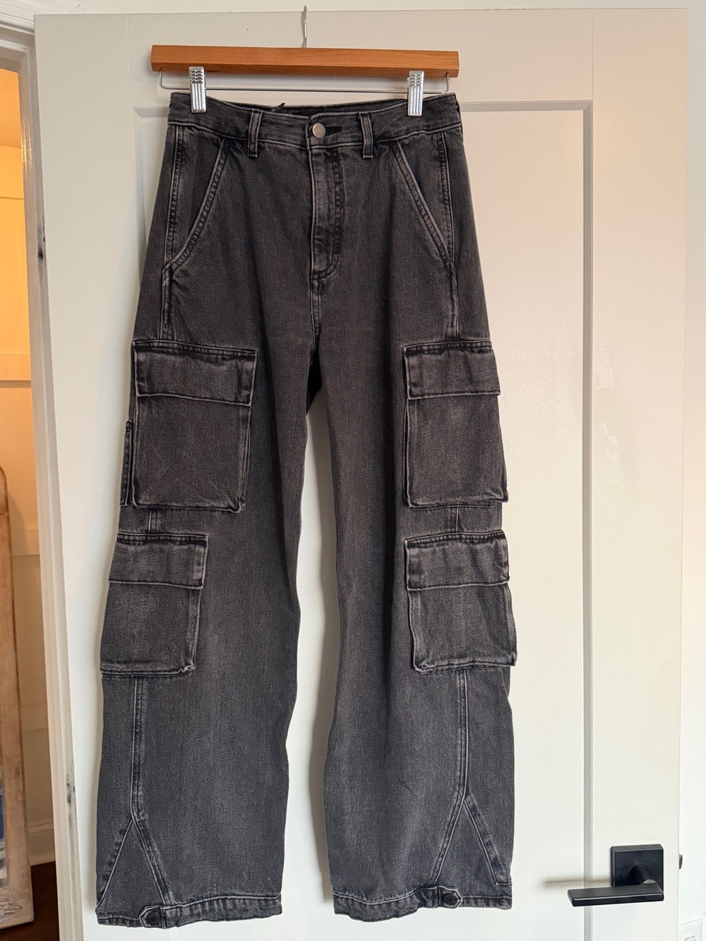 Aritzia Denim Forum Black Wide-Leg Cargo Jeans